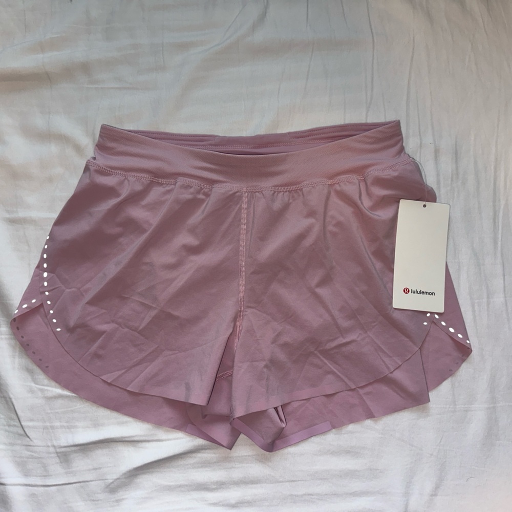 NWT Lululemon Find Your Pace HR Short 3”